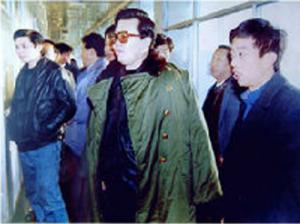 1993年12月時(shí)任河南省委書記、現(xiàn)任中央政治局常委的***視察我廠